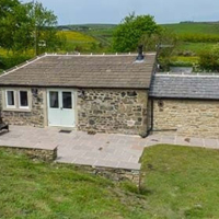Stables Converted to Holiday Cottage - Laneshawbridge